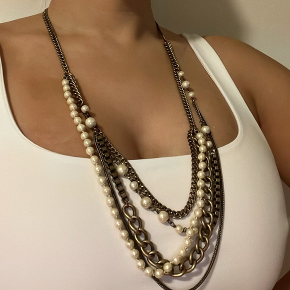 J Crew pearl/ gold necklace - Picture 4 of 4